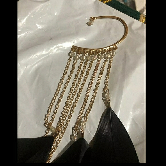 💋SUKI BOJO FEATHER TASSEL CUFF EARRING!!! - Picture 7 of 8